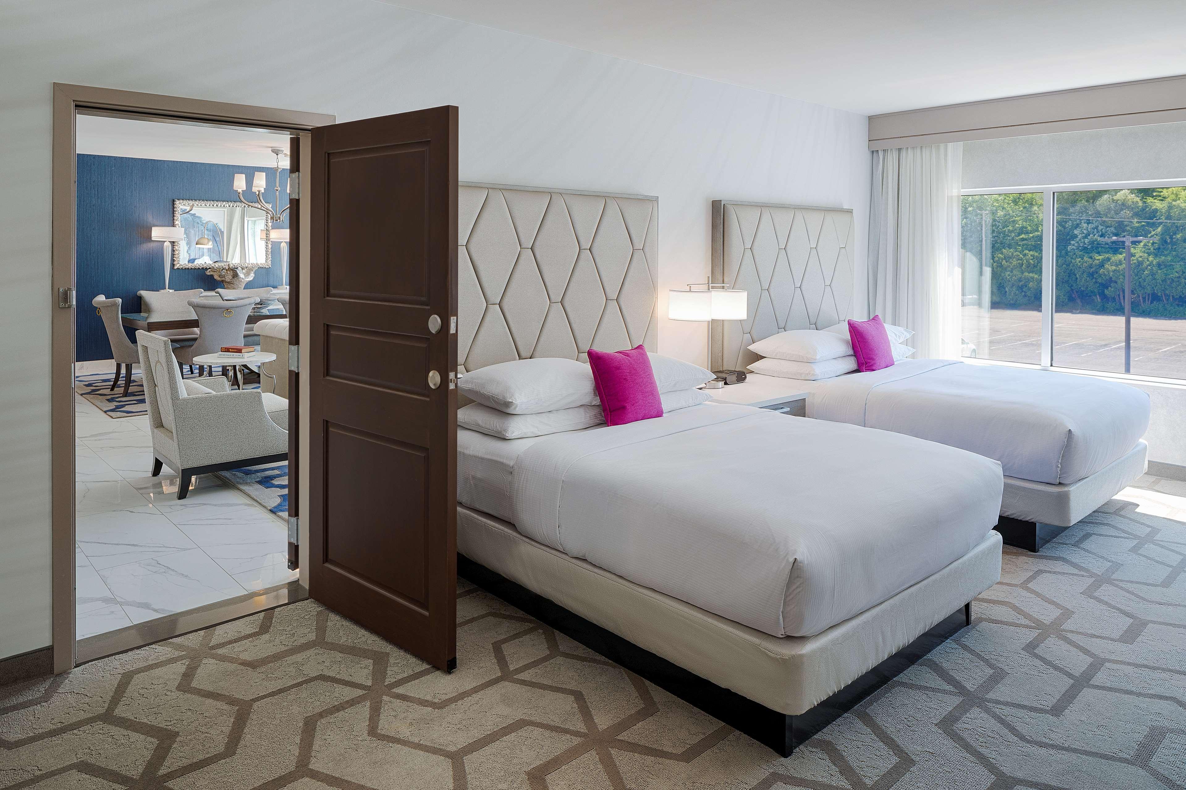 The Kingsley Bloomfield Hills - A Doubletree By Hilton Hotell Exteriör bild