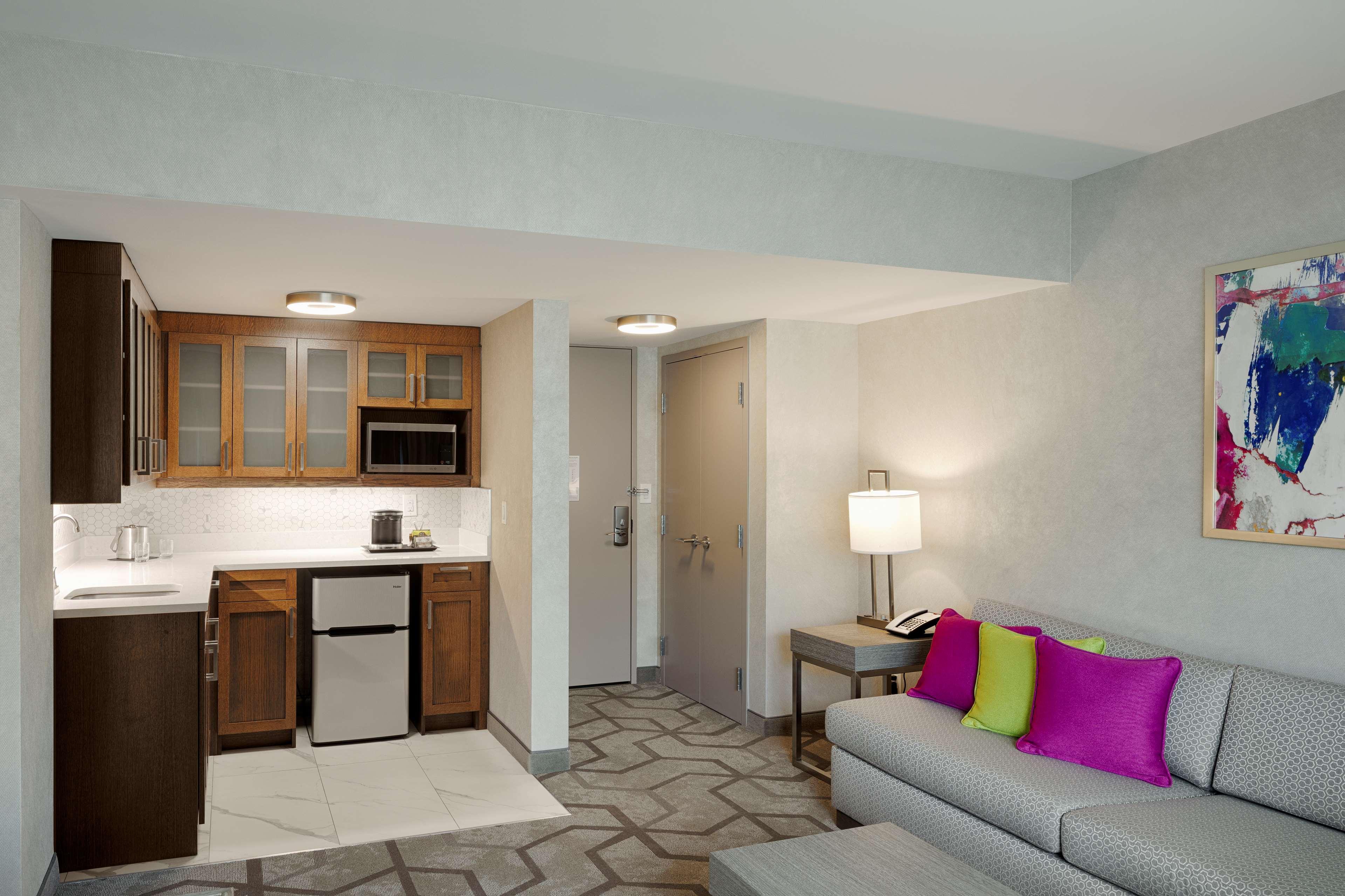 The Kingsley Bloomfield Hills - A Doubletree By Hilton Hotell Exteriör bild