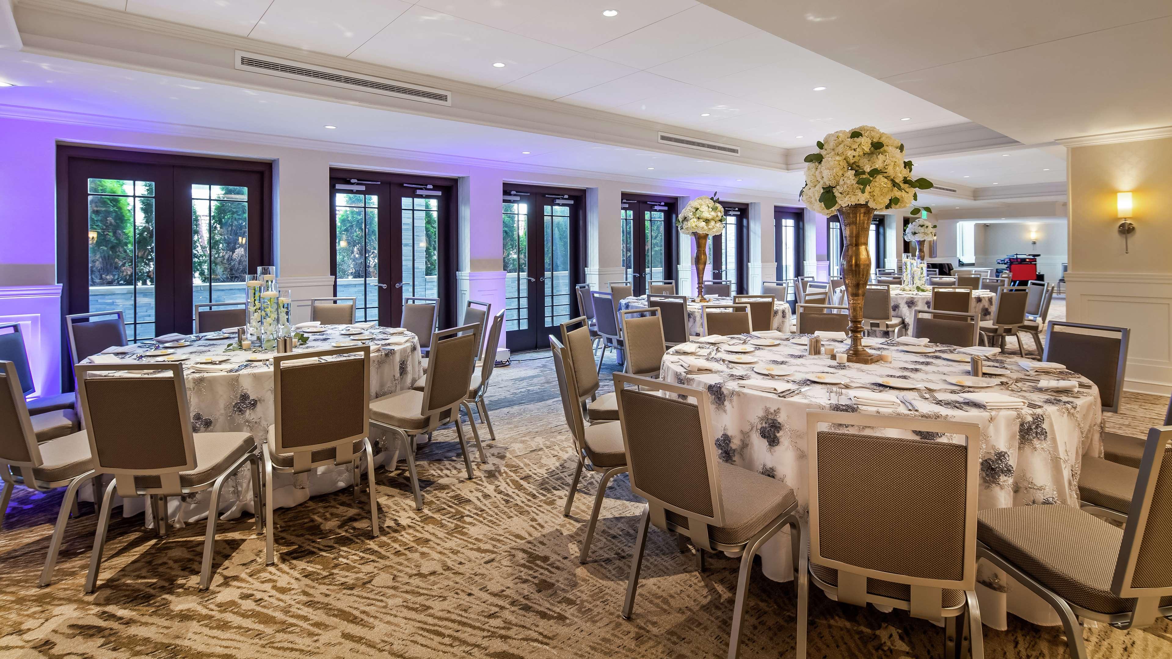The Kingsley Bloomfield Hills - A Doubletree By Hilton Hotell Exteriör bild
