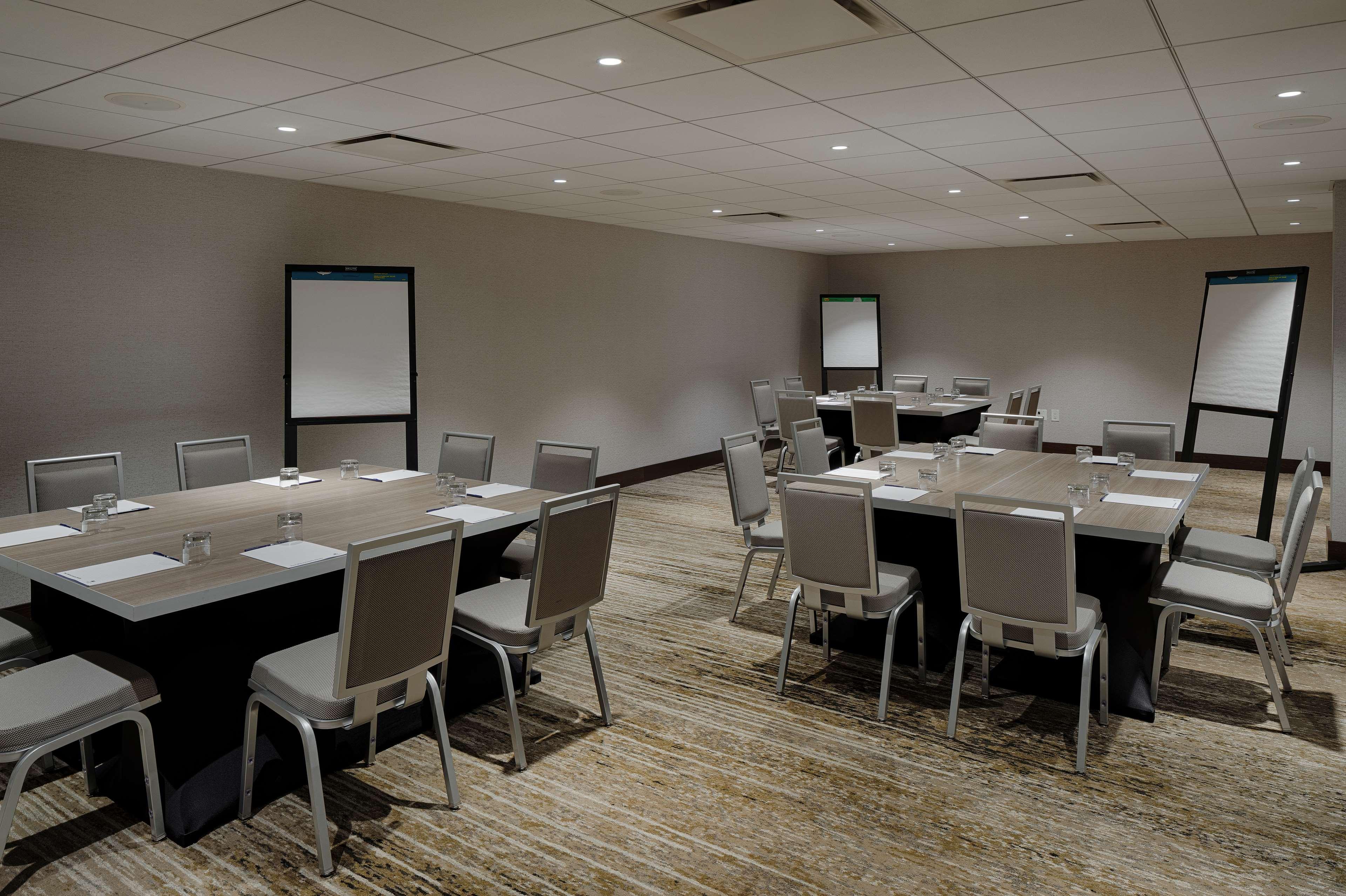 The Kingsley Bloomfield Hills - A Doubletree By Hilton Hotell Exteriör bild