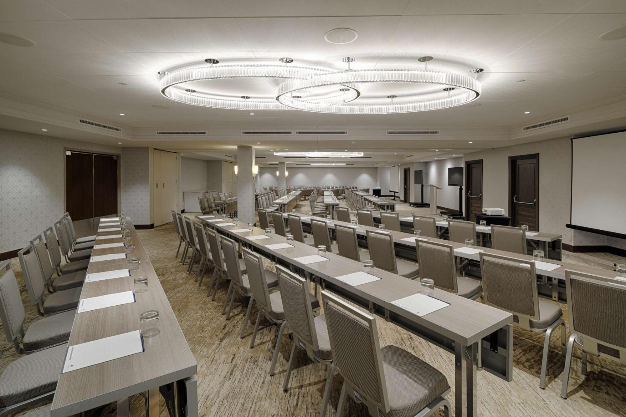 The Kingsley Bloomfield Hills - A Doubletree By Hilton Hotell Exteriör bild