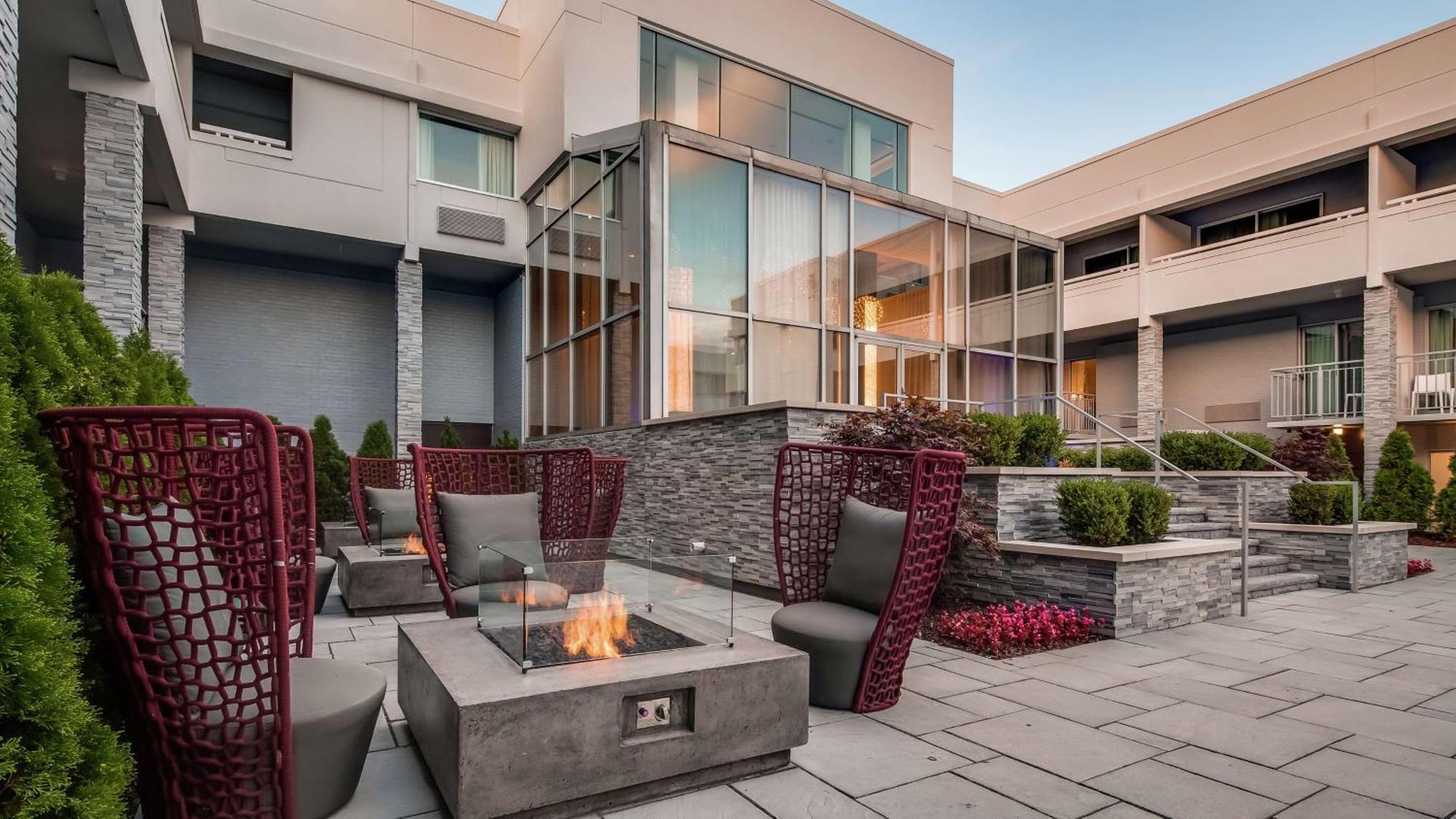 The Kingsley Bloomfield Hills - A Doubletree By Hilton Hotell Exteriör bild